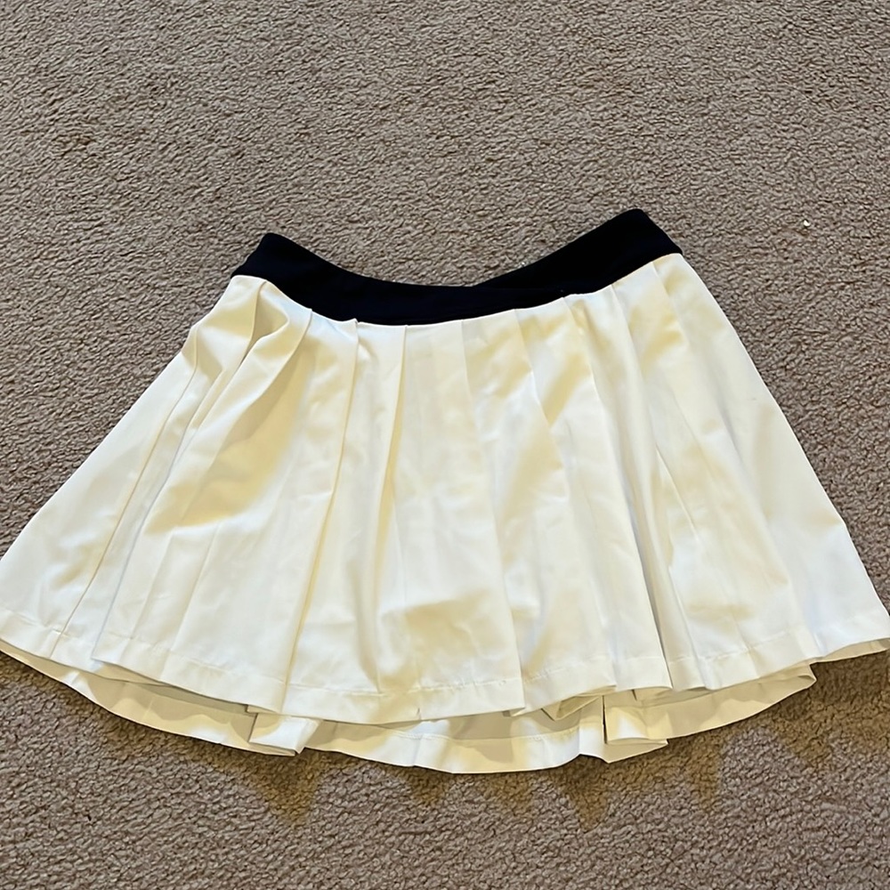 LA hearts/pacsun activewear pleated tennis skirt built in shorts